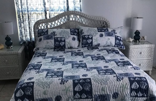 North Redington Beach Resort | Paradise Oasis
