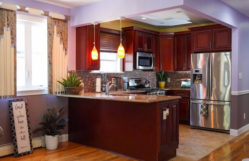 Queens House | Paradise on Earth . Minutes Away to JFK Airport