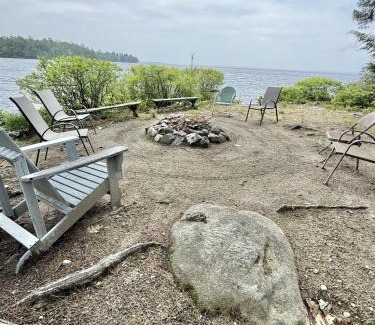 South Casco House | PARADISE POINT LIMIT 10 cottage