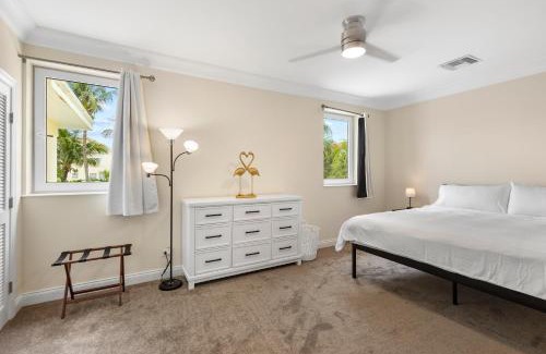 Paradise Island House | Paradise Six