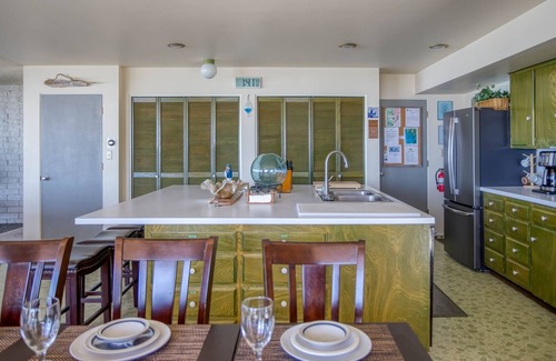 Tolovana Park House | Paradise View - New Listing! - Beachcomber Vacation Homes