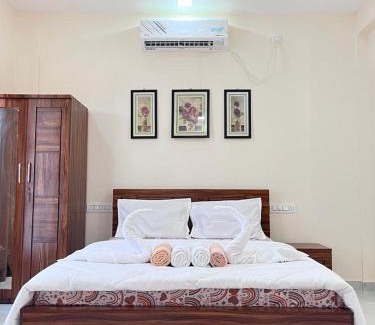Tungarli Apartment | Paradise Villa with pool table and big garden
