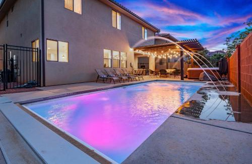 Santa Clara House | Paradise Village 94 Luxury Home with Private Hot Tub, Fire Pit, Huge Kitchen, and Resort Style Pool, Water Park and Lazy River