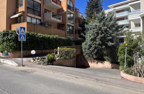 Mougins Apartment | Paradisier Apartment Mougins