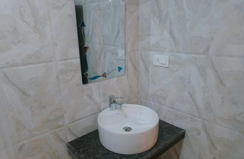 Naddi House | Paradiso Guest House & B&B
