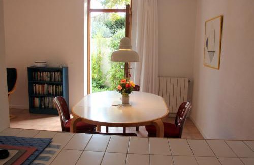 Nissan-lez-Enserune Apartment | Paradix holiday apartment - gîte 1, 4 pers