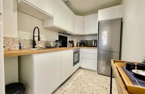 Carmes Apartment | Paradoux by Yumē