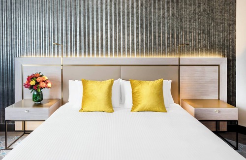 Sydney Central Business District Hotel | Paradox Sydney