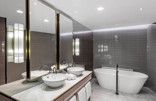 Sydney Central Business District Hotel | Paradox Sydney