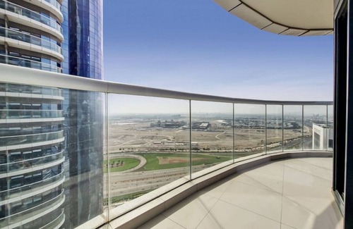 Business Bay Apartment | Paramount Luxe 3 Bed Stunning View & Infinity Pool