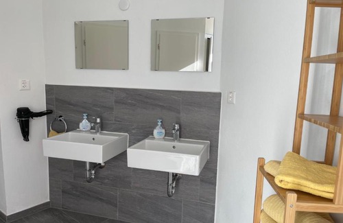 Locarno House | Pardo Bar