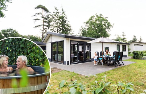 Ede Ski Chalet | ✓ Parel at Bospark Ede ✓ Holiday home for 4 people ✓ Located in Ede (Gelderland) ✓ Holiday resort in the Veluwe region ✓ Book directly at the resort