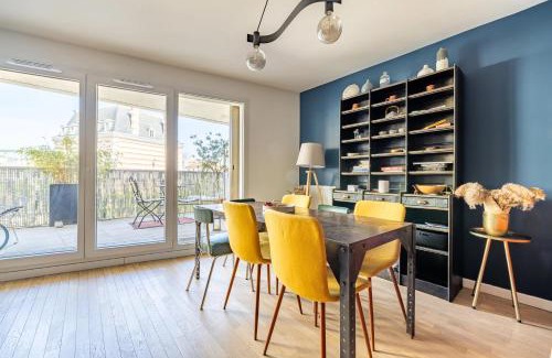 Bagnolet Apartment | Paris Gem, Modern 2 Bedroom with Terrace, Parking and Metro Access