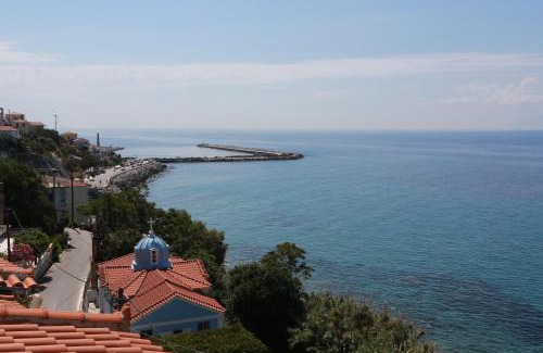 Plomari Apartment | Paris-Irini Studios And Apartments