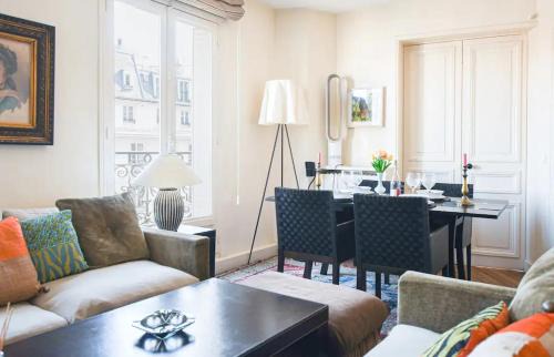Saint-Germain-des-Pres Apartment | Paris - Le Soleil des Saints-Pères, you will love it!