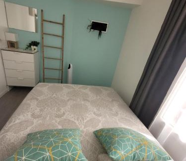 Bagneux Apartment | Paris par métro 4 - RER B - calme - patio privé