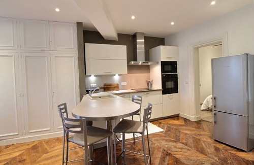 Les Iles Apartment | Parisian Home | 104525 |1 chambre| Ile Saint Louis