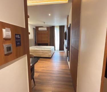 Arekere Hotel | Park Avenue Hotel Bannerghata Road