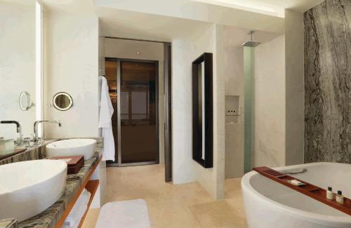 Abu Dhabi Resort | Park Hyatt Abu Dhabi Hotel and Villas