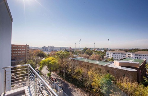 Claremont Hotel | Park Inn by Radisson Cape Town Newlands