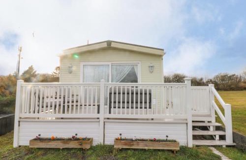 Amroth House | Park Lane