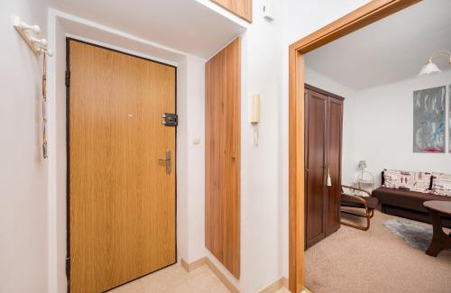 Sielce Apartment | Park Promenada Comfort Studio by BookingHost