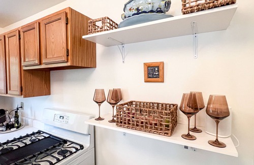Wequetonsing Cottage | Park Walk Place - Lovely 4 bd/2 bth cottage, newly decorated w/renovations