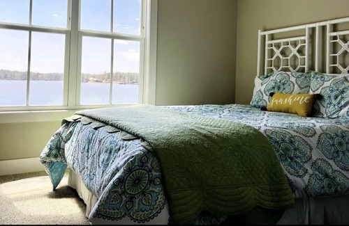 Coosa County House | Parker Creek Paradise with SHOW STOPPING WATERFRONT