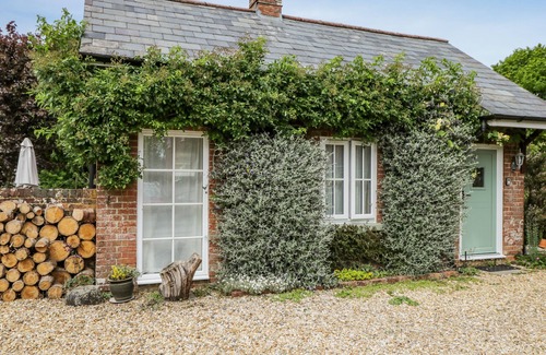 Sturminster Marshall Cottage | Parkfield Cottage
