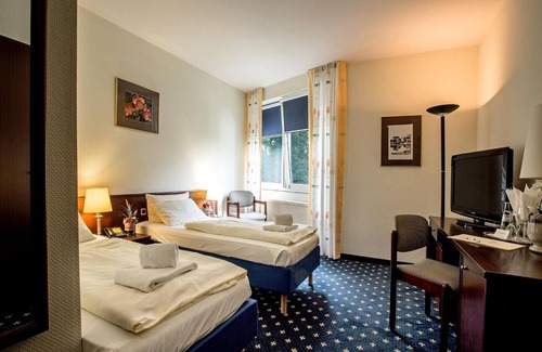 Papenburg Hotel | Parkhotel Papenburg by Hackmann