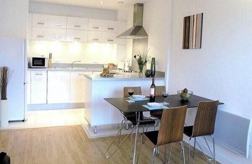 Derby Apartment | Parking, Wi-Fi, Weekly Housekeeping