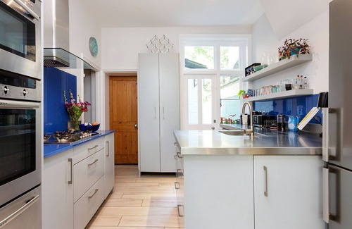 Highgate House | Parkland Perfection, by Veeve
