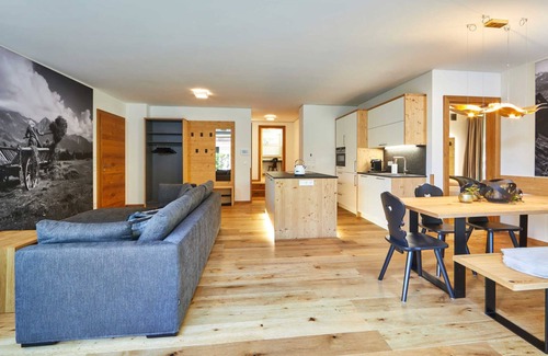 Garmisch-Partenkirchen Apartment | Parkresidenz - exquisite holiday flat in the heart of Garmisch