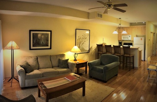 La Pointe Condo | Parkside Condo 7 - Condo Conveniently Located Across from Joni`s Beach