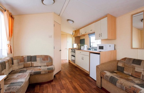Caister-on-Sea House | Parkview Pet Friendly Six
