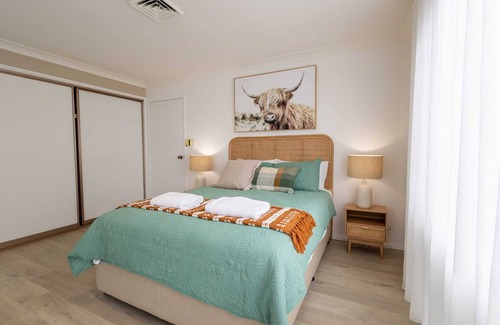 Dubbo House | Parkview - Pool, Ultimate Entertainer