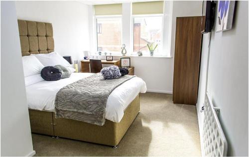 Cheetham Hill Hotel | Parkview Residence