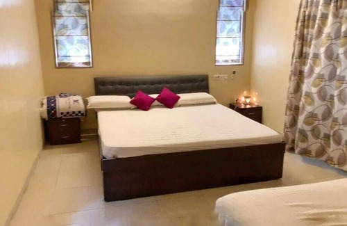 Pen Hotel | Parmar Farms