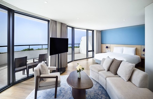 Jungmun Hotel | Parnas Hotel Jeju