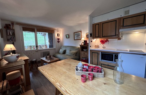 La Clusaz Apartment | Parnasse 1- 413- Village centre, foot of the slopes, 4 pers.