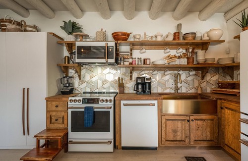 Taos House | Paseo del Pueblo by Velo