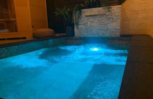 Calais City Center House | Pasithéa Loft Spa Privatif