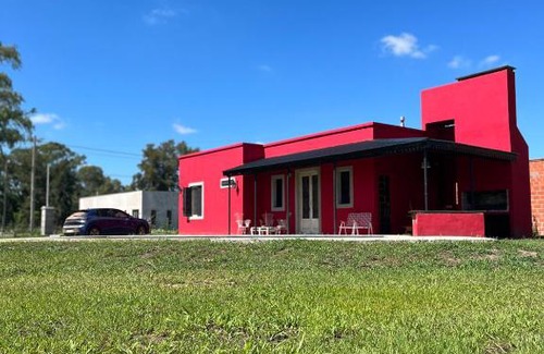 Gowland House | Pasos de la Naturaleza