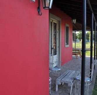 Gowland House | Pasos de la Naturaleza