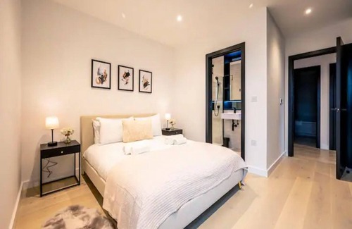 Hackney Downs Apartment | Pass the Keys | Blend of Luxury and Elegance in the Heart of London