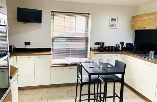 Lincoln House | Pass the Keys | Boutique Townhouse Uphill Lincoln