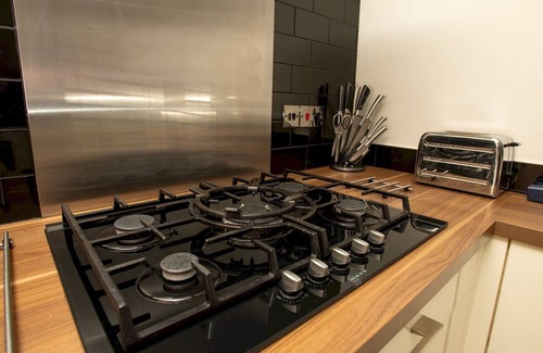 Lincoln House | Pass the Keys | Boutique Townhouse Uphill Lincoln