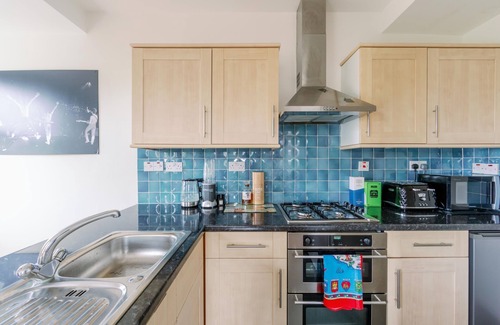 Peckham Rye Apartment | Pass the Keys | Bright Peckham Apartment