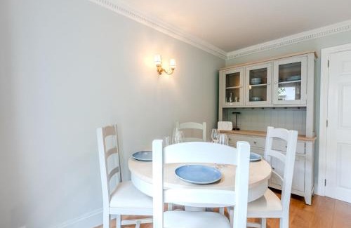 Upper Town House | Pass the Keys Central Mews house with parking