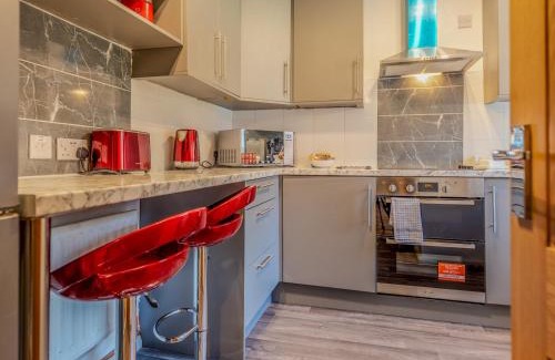 Telford House | Pass the Keys Charming Home Garden Family-Friendly Telford